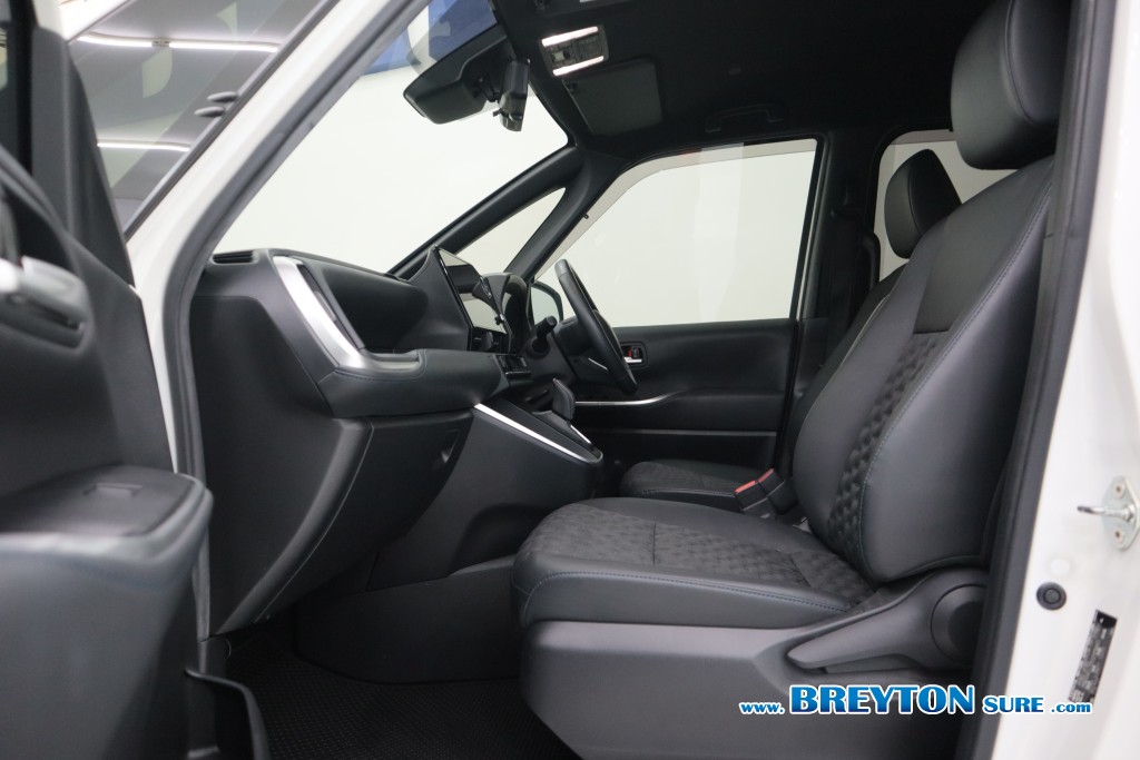 TOYOTA VOXY 1.8 SZ HYBRID AT ปี 2023 ราคา 1,699,000 บาท #BT2025121304 #11