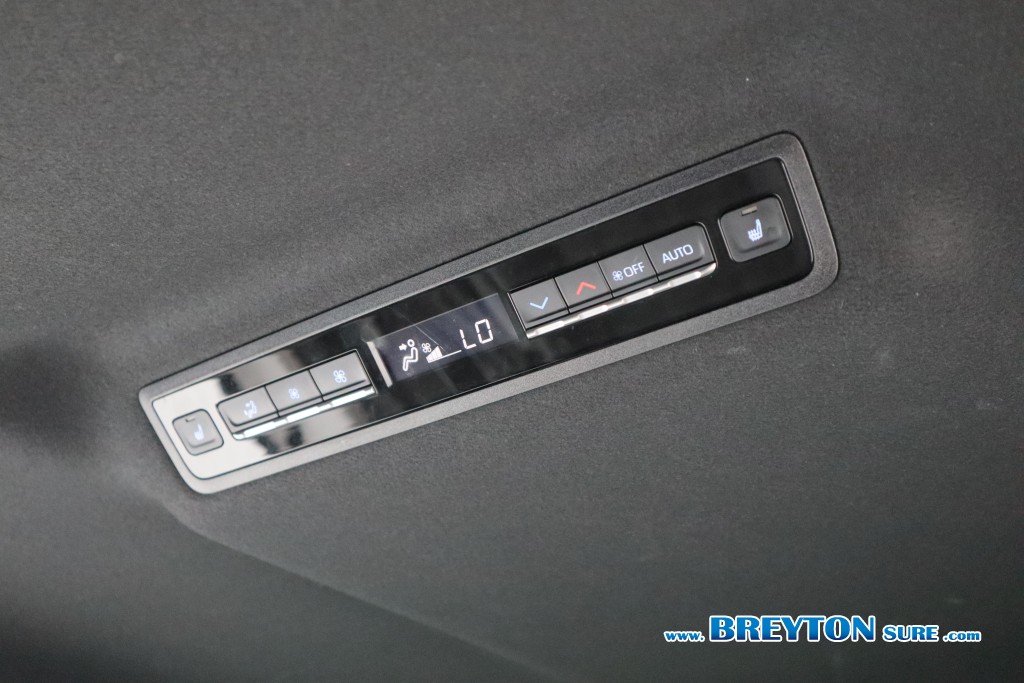 TOYOTA VOXY 1.8 SZ HYBRID AT ปี 2023 ราคา 1,699,000 บาท #BT2025121304 #24