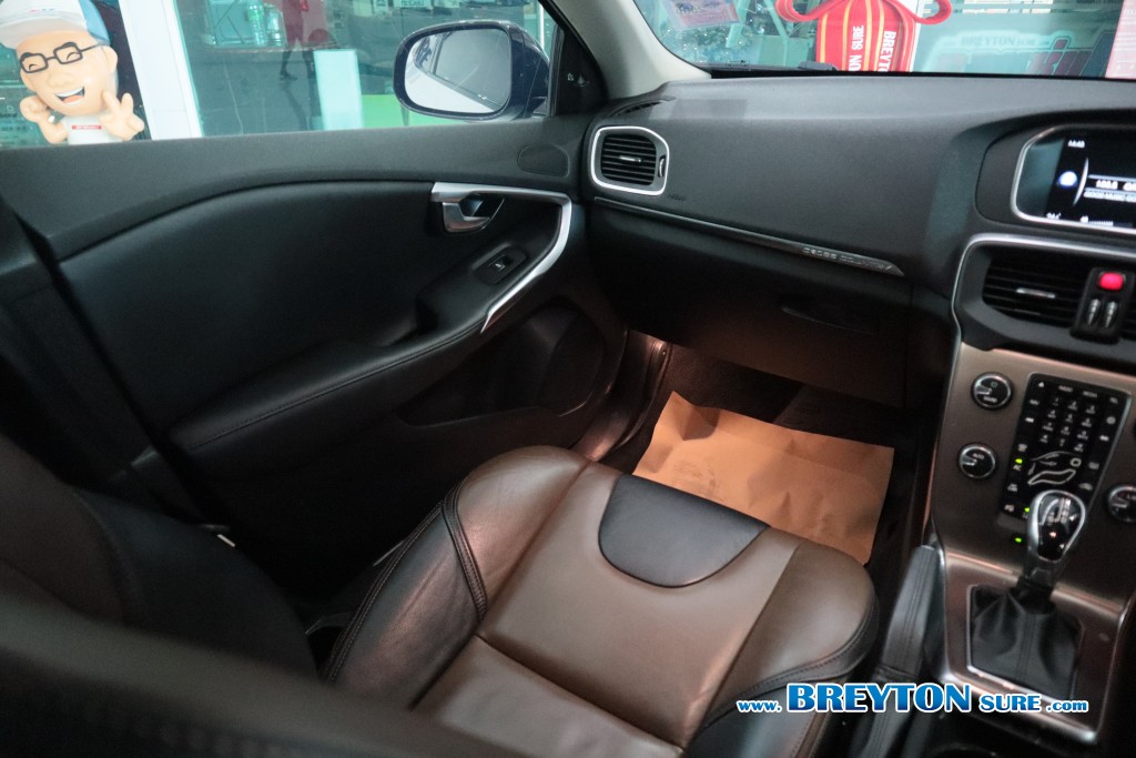 VOLVO V 40 D4 Cross Country 2.0 AT ปี 2018 ราคา 399,000 บาท #BT2025122103 #20