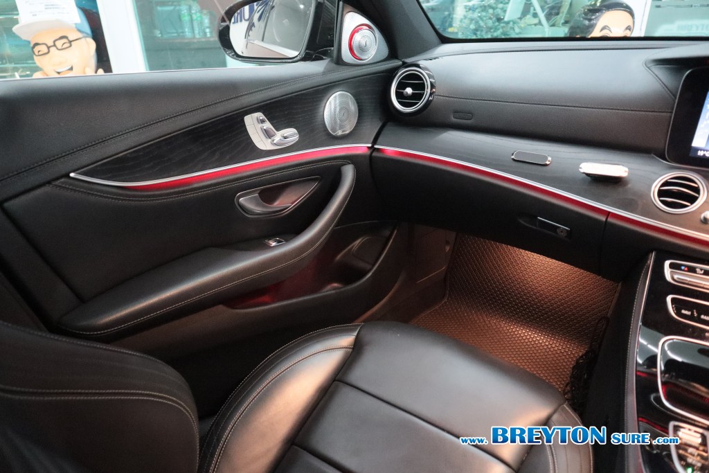 MERCEDES-BENZ E-CLASS W 213 E220d Amg Dynamic AT ปี 2017 ราคา 1,089,000 บาท #BT2025122303 #20
