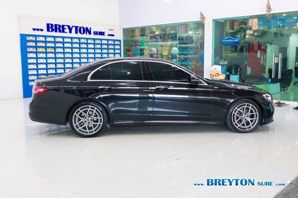 MERCEDES-BENZ E-CLASS W213 E220d AMG Sport AT ปี 2023 ราคา 1,689,000 บาท #BT2026010901 #3