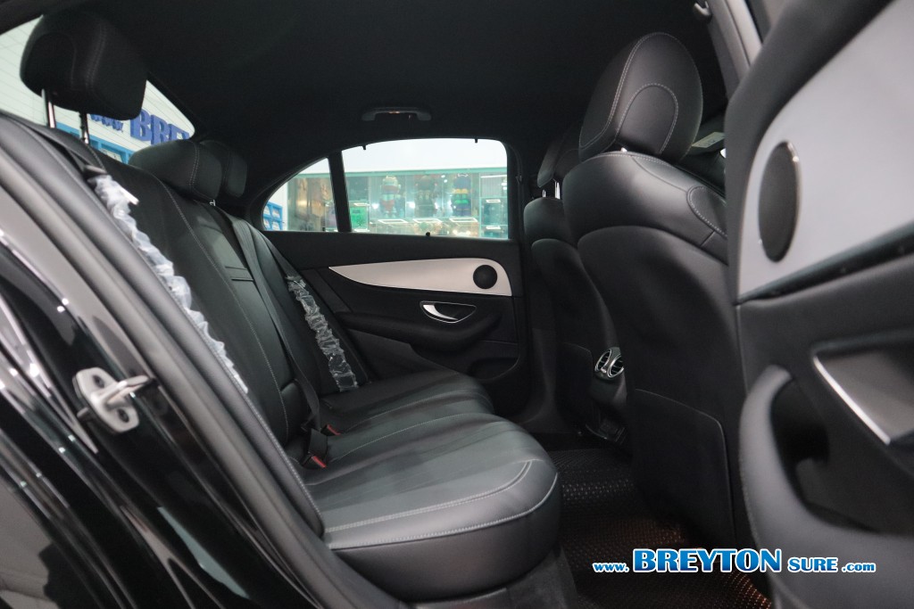 MERCEDES-BENZ E-CLASS W213 E220d AMG Sport AT ปี 2023 ราคา 1,689,000 บาท #BT2026010901 #9