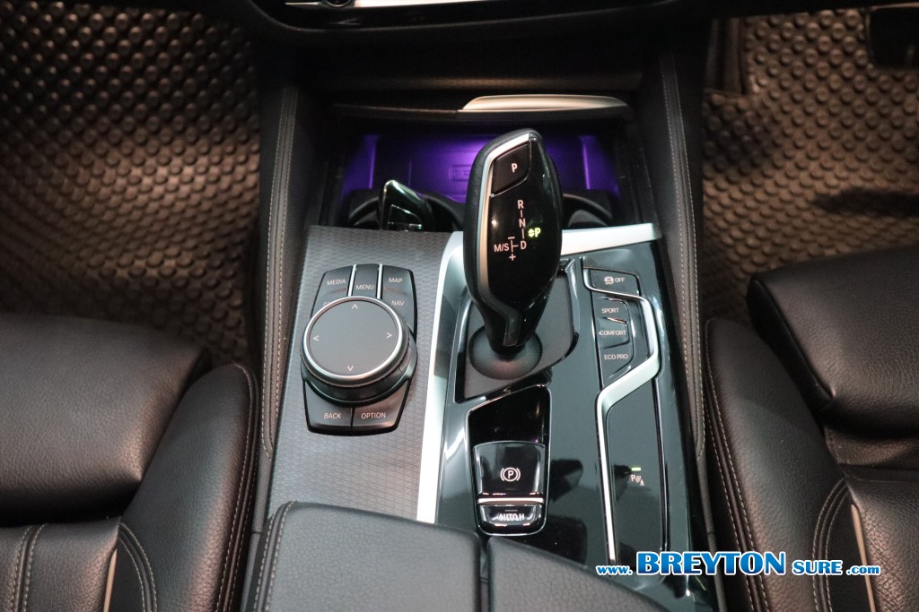 BMW SERIES 5 G30 520d M-Sport Lci AT ปี 2021 ราคา 1,599,000 บาท #BT2026012302 #24