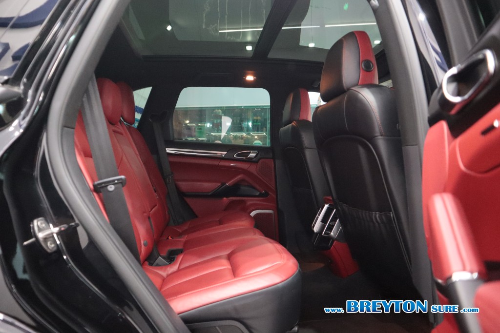 PORSCHE CAYENNE S  E-Hybrid 3.0 V6 AT ปี 2016 ราคา 1,699,000 บาท #BT2026012303 #9