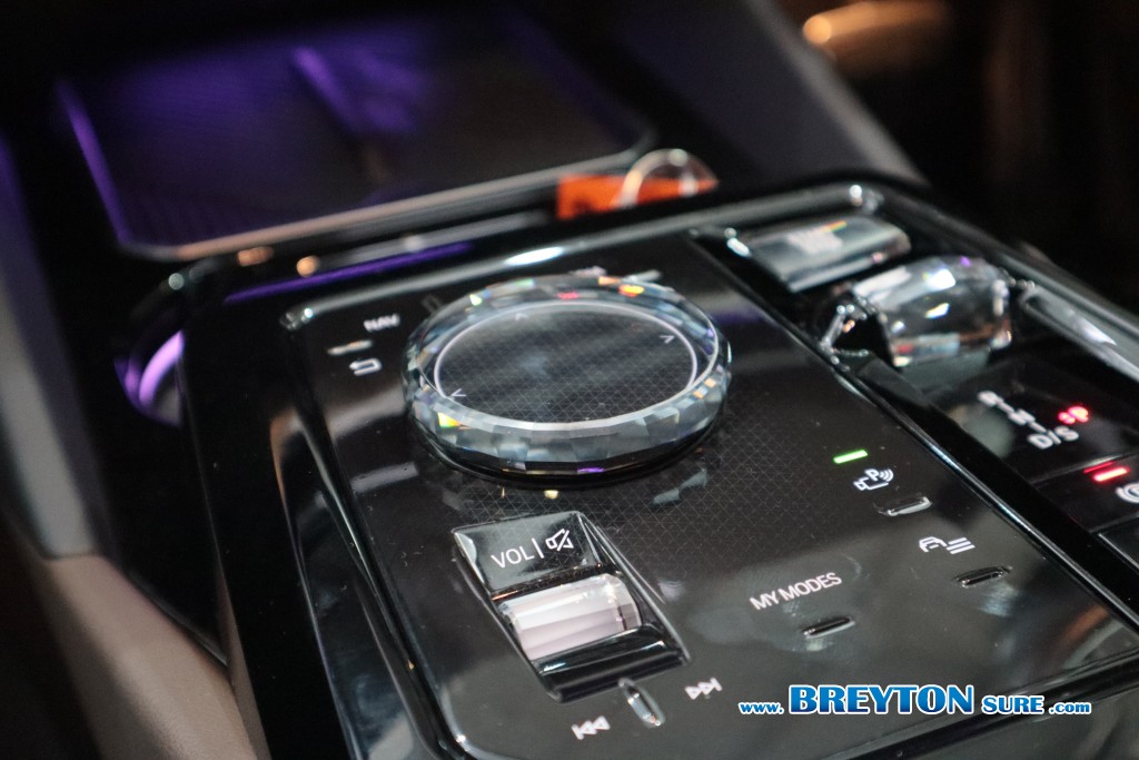 BMW SERIES 5 G60 520d M Sport Pro AT ปี 2024 ราคา 2,889,000 บาท #BT2026013101 #28