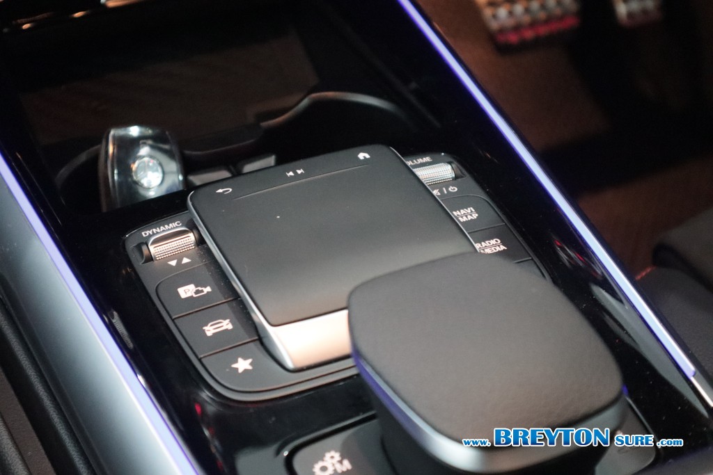 MERCEDES-BENZ GLA-CLASS W247 GLA35 AMG AT ปี 2024 ราคา 1,799,000 บาท #BT2026020301 #24