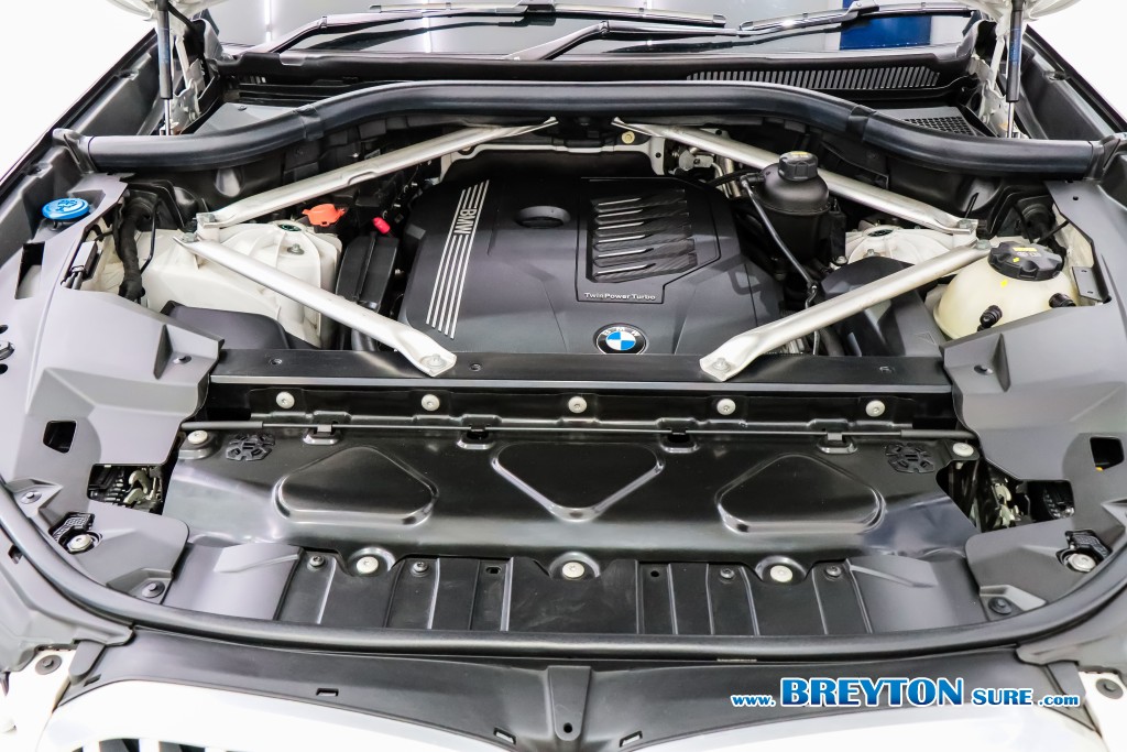 BMW X6 G06 xDrive40i M-Sport AT ปี 2022 ราคา 3,299,000 บาท #BT2026022204 #19