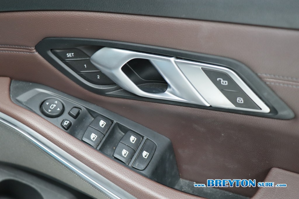 BMW SERIES 3 G20 330e M-Sport AT ปี 2021 ราคา 1,099,000 บาท #BT2026030303 #19