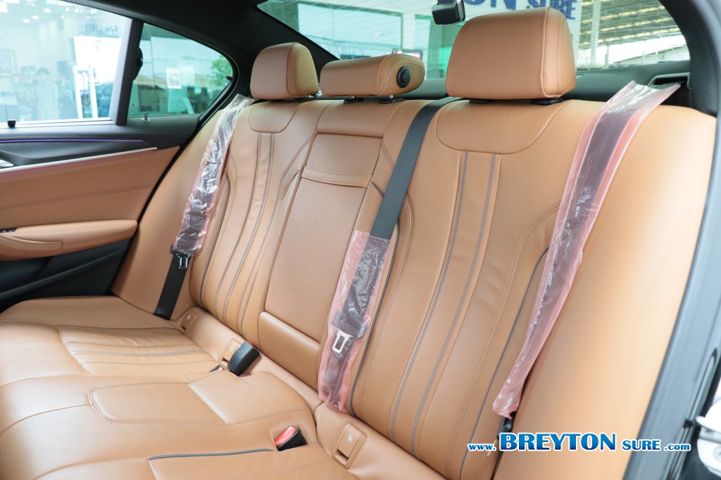 BMW SERIES 5 G30 520d M-Sport AT ปี 2021 ราคา 1,479,000 บาท #BT2026030304 #12