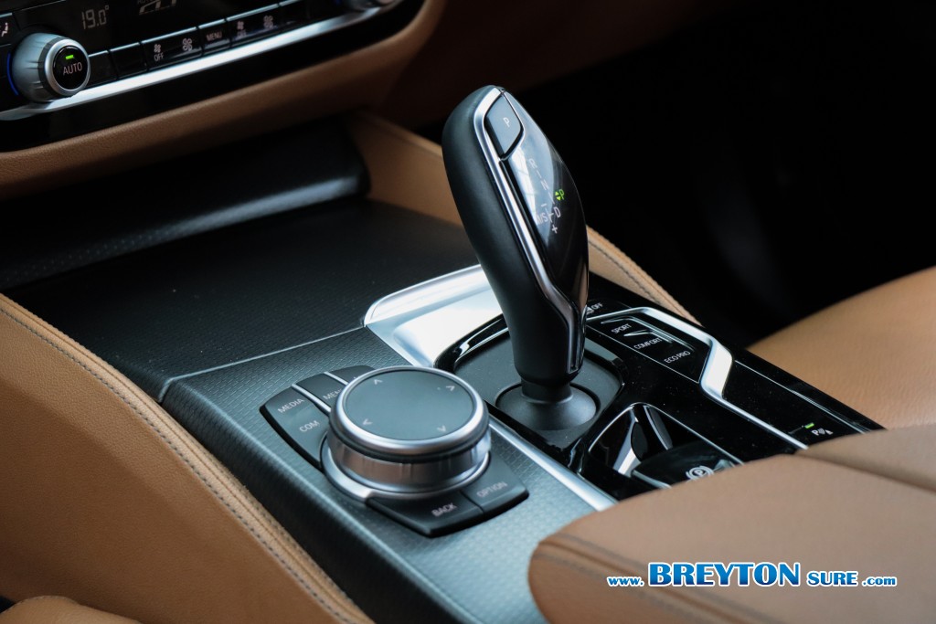 BMW SERIES 5 G30 520d M-Sport AT ปี 2021 ราคา 1,479,000 บาท #BT2026030304 #16