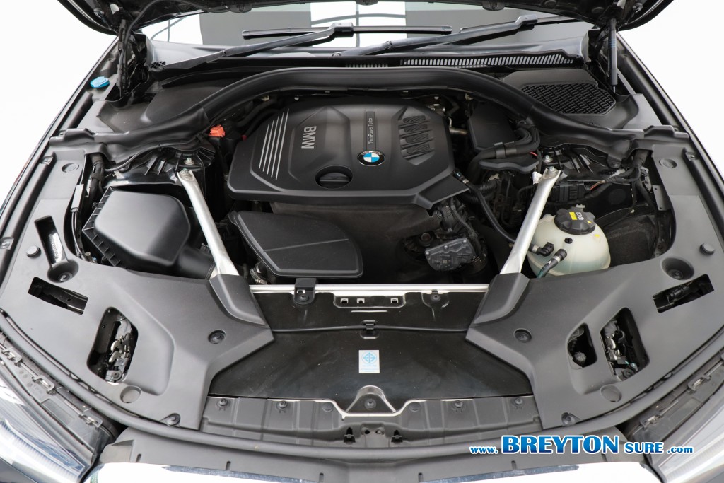 BMW SERIES 5 G30 520d M-Sport AT ปี 2021 ราคา 1,479,000 บาท #BT2026030304 #19