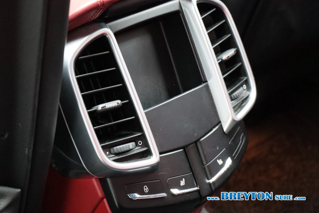 PORSCHE CAYENNE S  E-Hybrid 3.0 V6 AT ปี 2017 ราคา 1,699,000 บาท #BT2026030706 #15