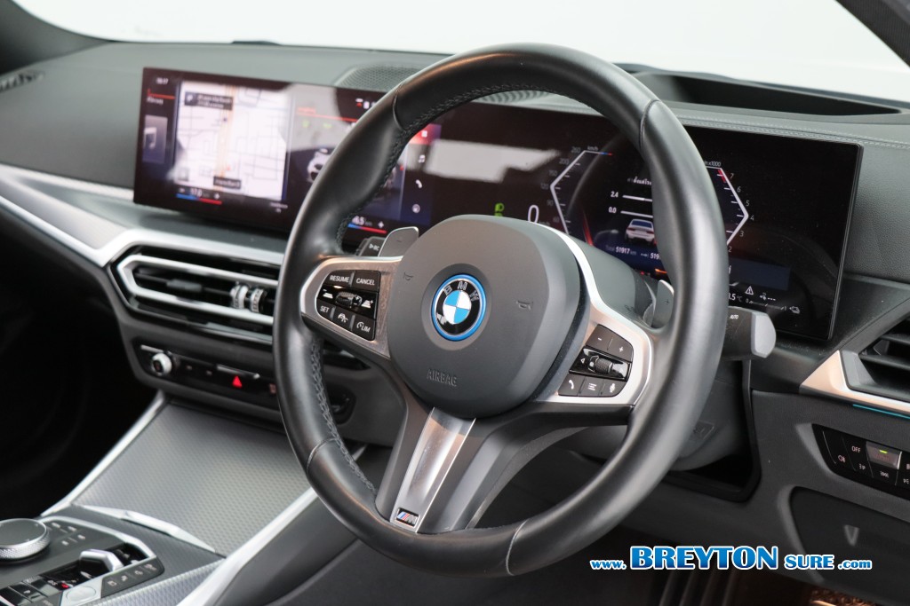 BMW SERIES 3 G20 330e M-Sport AT ปี 2024 ราคา 1,559,000 บาท #BT2026032301 #17
