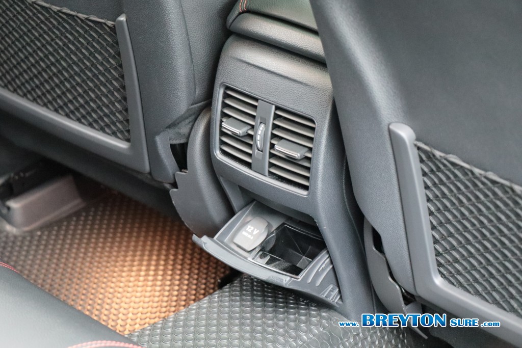 MERCEDES-BENZ GLA-CLASS W156 GLA 250 AMG AT ปี 2019 ราคา 759,000 บาท #BT2026033001 #22