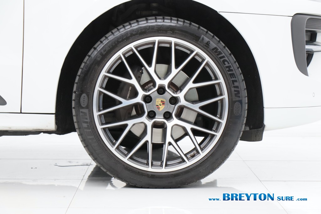 PORSCHE MACAN  2.0 PDK AT ปี 2020 ราคา 2,489,000 บาท #BT2026041602 #18
