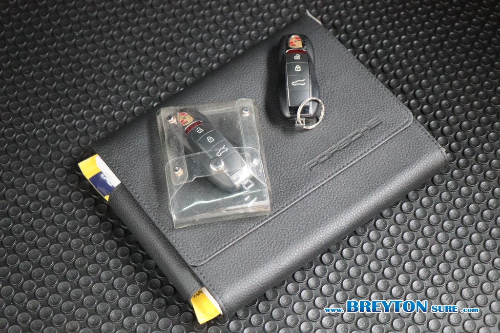 PORSCHE MACAN  2.0 PDK AT ปี 2020 ราคา 2,489,000 บาท #BT2026041602 #20