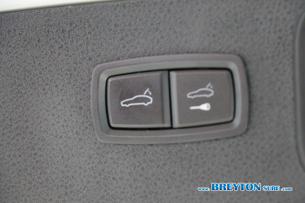 PORSCHE MACAN  2.0 PDK AT ปี 2020 ราคา 2,489,000 บาท #BT2026041602 #29