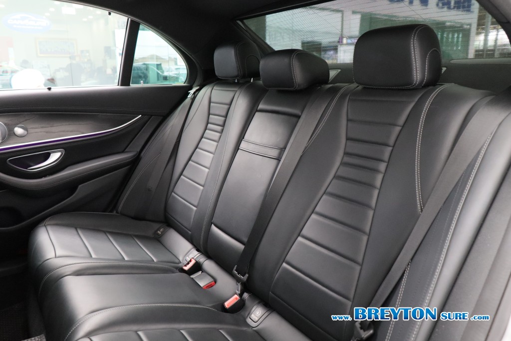 MERCEDES-BENZ E-CLASS W213 E220d Amg Dynamic AT ปี 2017 ราคา 1,059,000 บาท #BT2026042803 #12