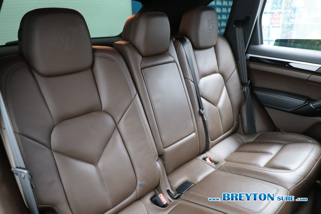 PORSCHE CAYENNE  Se-Hybrid Platinum Edition AT ปี 2017 ราคา 1,659,000 บาท #BT2026050601 #12
