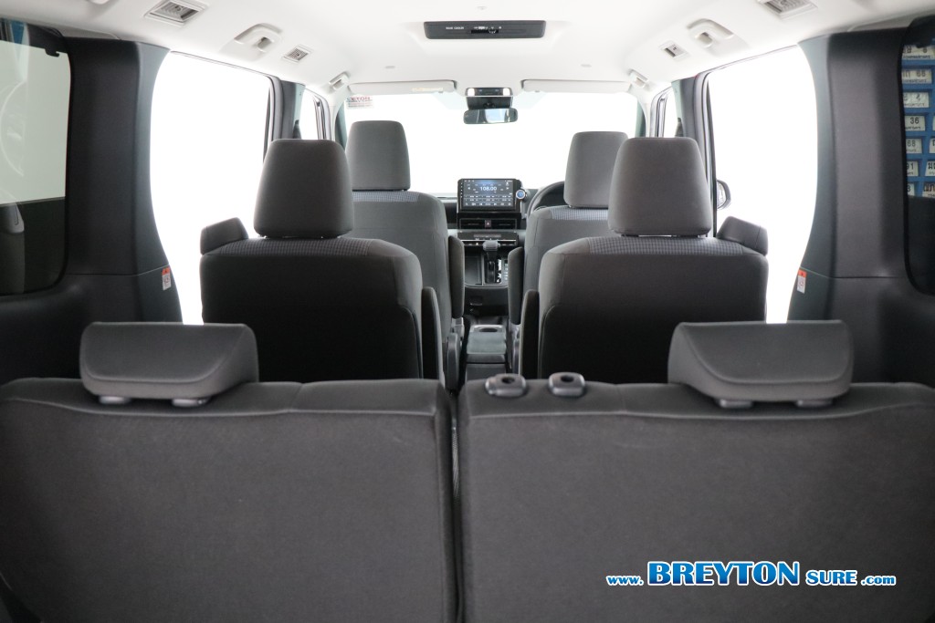 TOYOTA NOAH  1.8 HYBRID X AT ปี 2024 ราคา 1,099,000 บาท #BT2026051004 #18