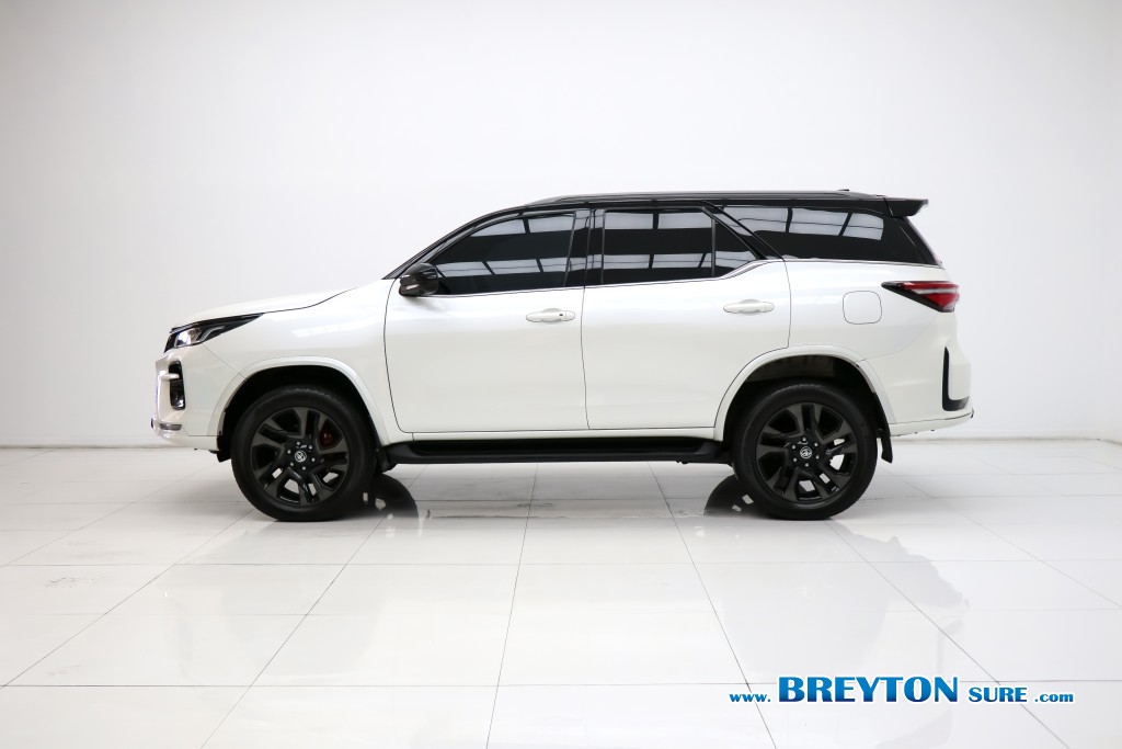 TOYOTA FORTUNER  2.8 GR SPORT 4WD AT4WD. ปี 2022 ราคา 1,299,000 บาท #BT2026051401 #3