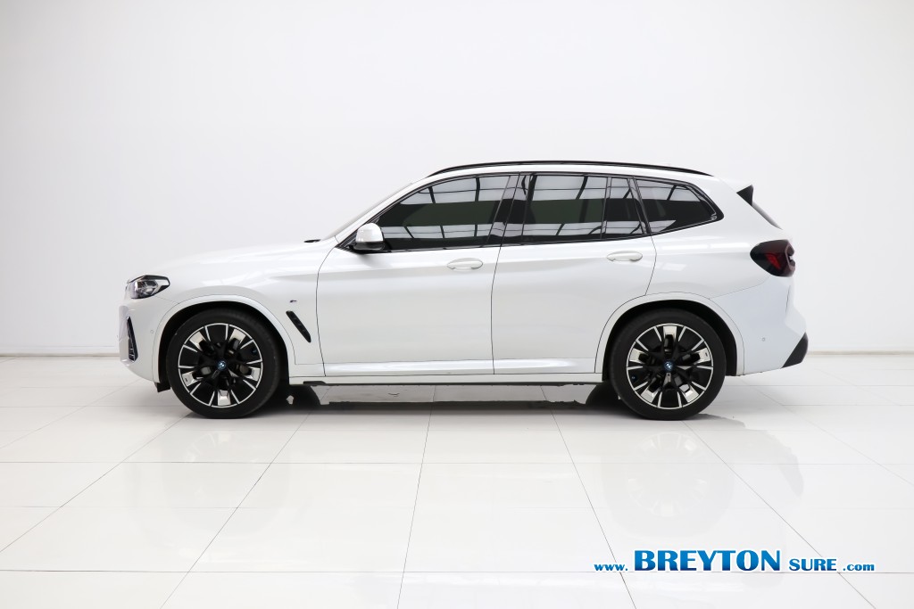 BMW iX3 G08 M Sport AT ปี 2022 ราคา 1,299,000 บาท #BT2026052801 #3