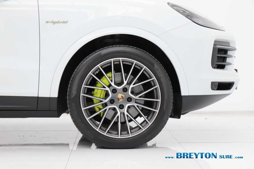PORSCHE CAYENNE  3.0 E-Hybrid Coupe AT ปี 2022 ราคา 3,699,000 บาท #BT2026060601 #19