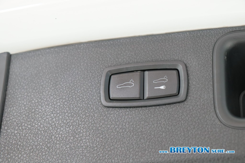 PORSCHE MACAN  2.0 PDK AT ปี 2021 ราคา 2,559,000 บาท #BT2026061301 #24
