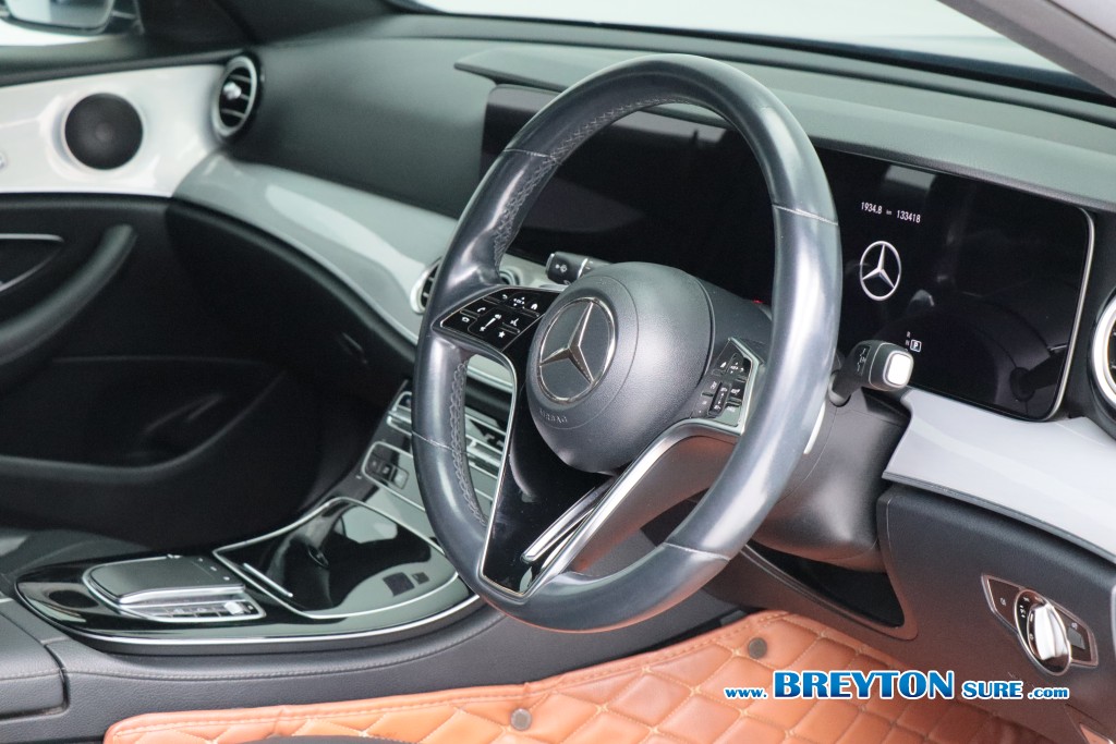 MERCEDES-BENZ E-CLASS W213 Facelift E220d AMG Sport AT ปี 2021 ราคา 1,499,000 บาท #BT2026061401 #11