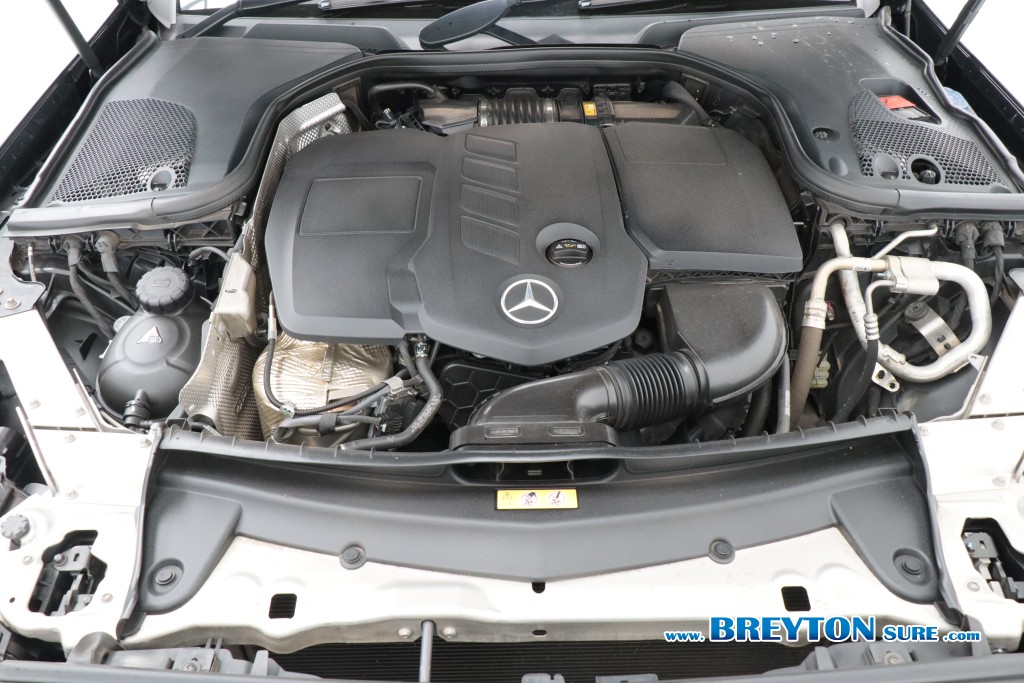 MERCEDES-BENZ E-CLASS W213 Facelift E220d AMG Sport AT ปี 2021 ราคา 1,499,000 บาท #BT2026061401 #20