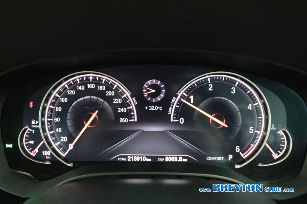 BMW SERIES 5 G30 520d sport AT ปี 2019 ราคา 699,000 บาท #BT2026061701 #9