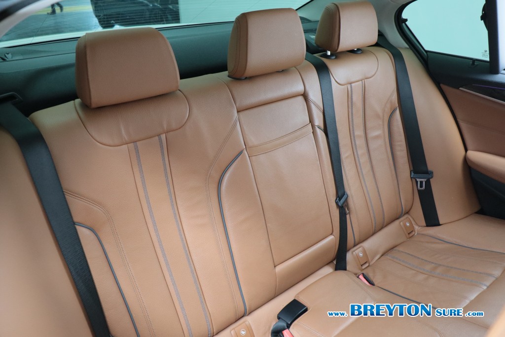 BMW SERIES 5 G30 520d sport AT ปี 2019 ราคา 699,000 บาท #BT2026061701 #13