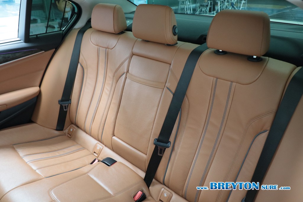 BMW SERIES 5 G30 520d sport AT ปี 2019 ราคา 699,000 บาท #BT2026061701 #14