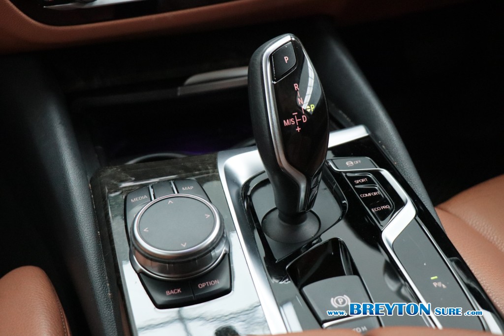 BMW SERIES 5 G30 520d sport AT ปี 2019 ราคา 699,000 บาท #BT2026061701 #22