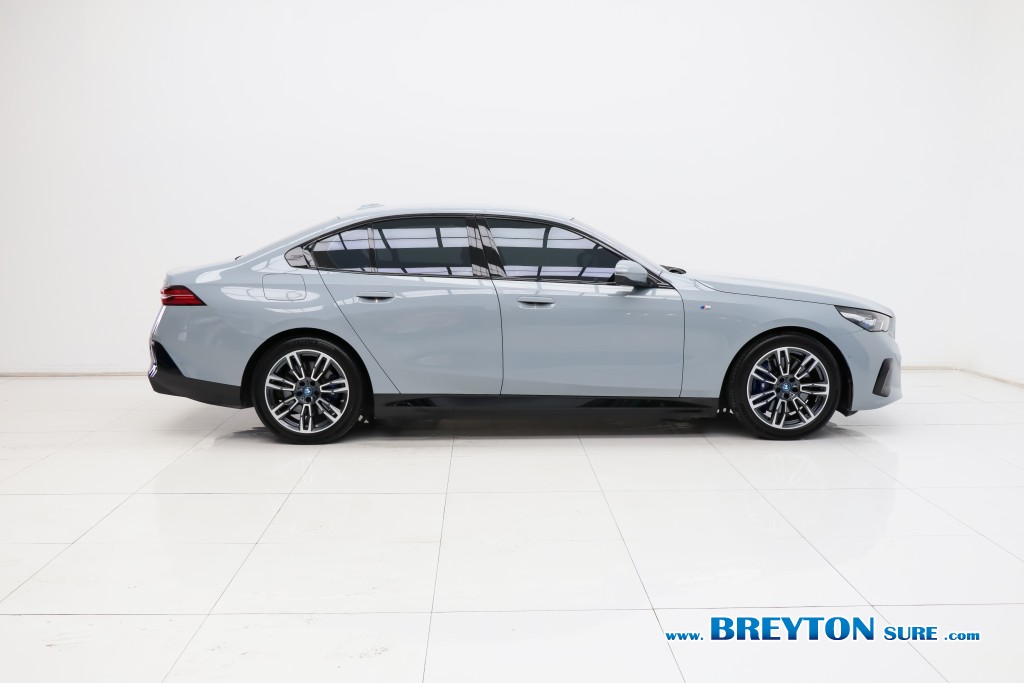 BMW i5 G60 eDrive40 M Sport (Inspiring) AT ปี 2024 ราคา 2,259,000 บาท #BT2026062402 #5
