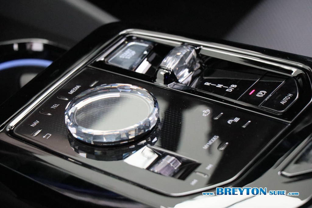 BMW i5 G60 eDrive40 M Sport (Inspiring) AT ปี 2024 ราคา 2,259,000 บาท #BT2026062402 #18