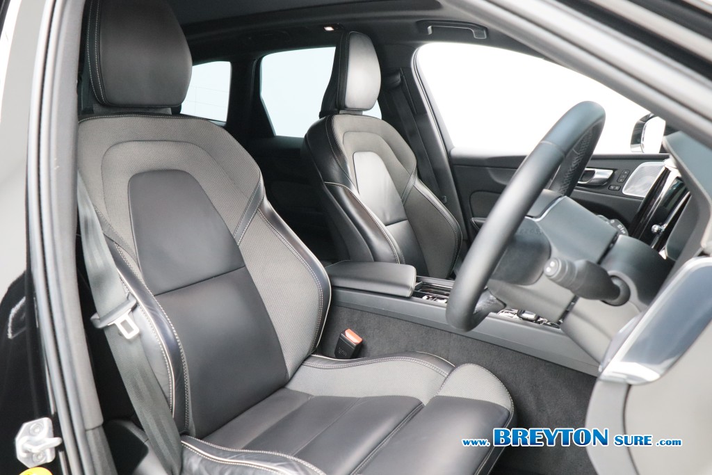 VOLVO XC 60 2.0 Rechange T8 R-Design AT ปี 2022 ราคา 899,000 บาท #BT2026070501 #12