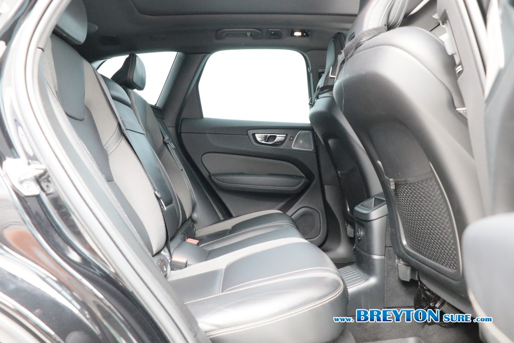 VOLVO XC 60 2.0 Rechange T8 R-Design AT ปี 2022 ราคา 899,000 บาท #BT2026070501 #13