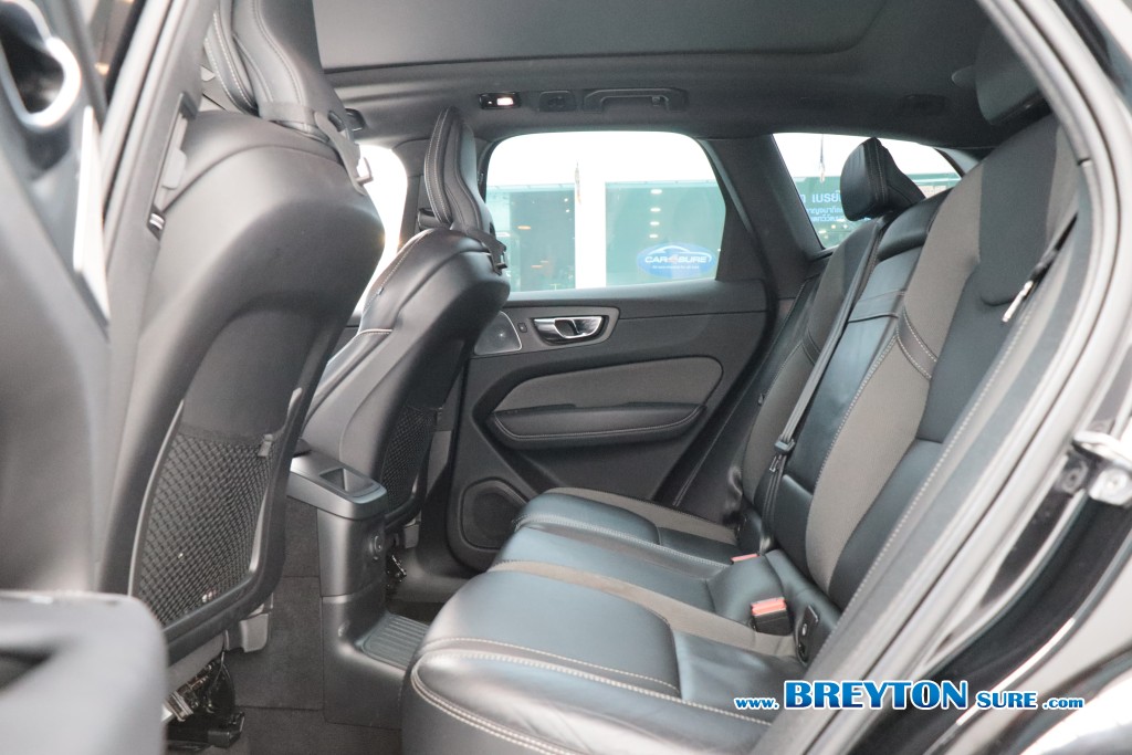 VOLVO XC 60 2.0 Rechange T8 R-Design AT ปี 2022 ราคา 899,000 บาท #BT2026070501 #14