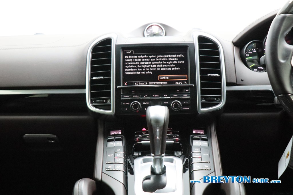 PORSCHE CAYENNE S E-Hybrid 3.0 V6 AT ปี 2015 ราคา 1,499,000 บาท #BT2026070502 #18