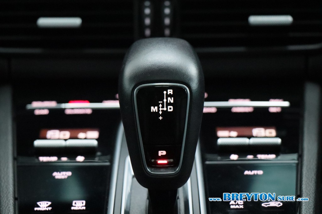 PORSCHE CAYENNE 3.0 E-Hybrid Coupe AT ปี 2022 ราคา 3,399,000 บาท #BT2026071704 #25