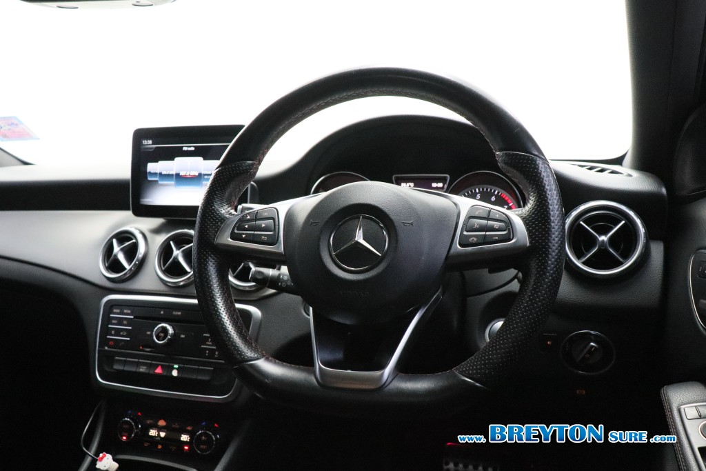 MERCEDES-BENZ GLA-CLASS W156 GLA 250 Amg Dynamic AT ปี 2017 ราคา 549,000 บาท #BT2026082801 #9