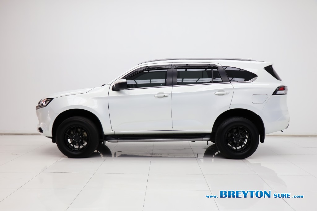ISUZU MU-X 3.0 Ultimate 4WD AT4WD. ปี 2021 ราคา 899,000 บาท #BT2026102702 #3