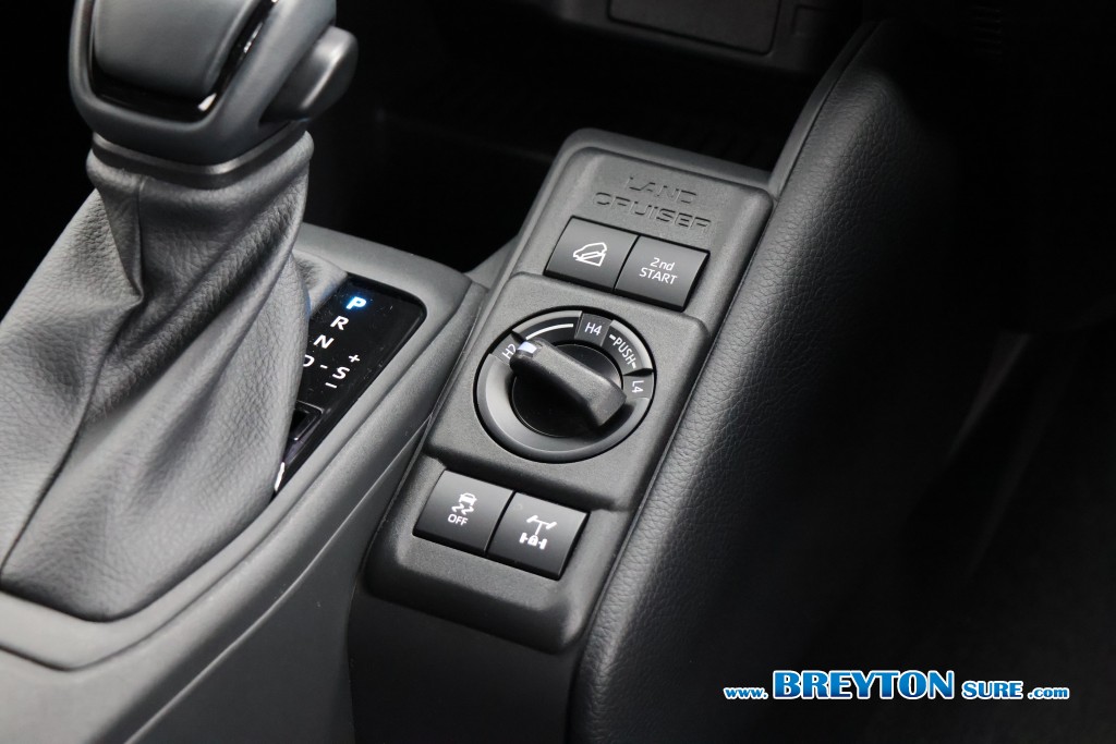 TOYOTA LAND CRUISER  FJ AT ปี 2026 ราคา 1,069,000 บาท #BT2026102704 #23