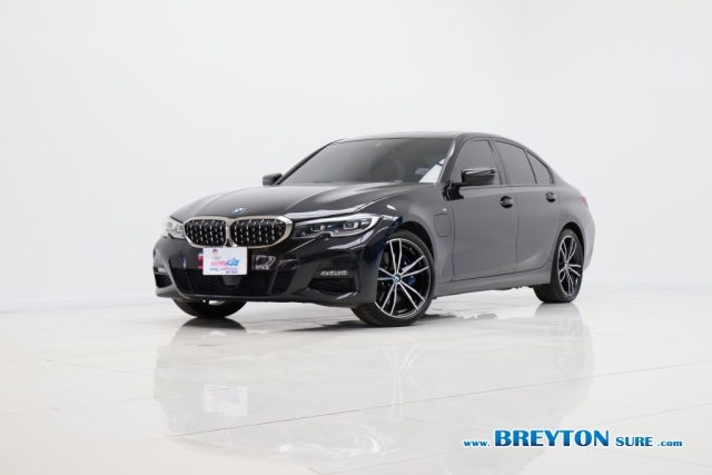 BMW SERIES 3 G20 330e M-Sport AT ปี 2021 ราคา 1,099,000 บาท #BT2026030303